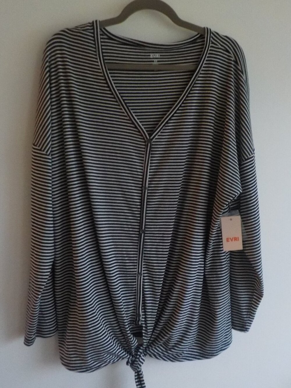 Evri Blouse Top - Size 2X - NWT Black/White Stripe Long Sleeve Tie V-neck (2247)